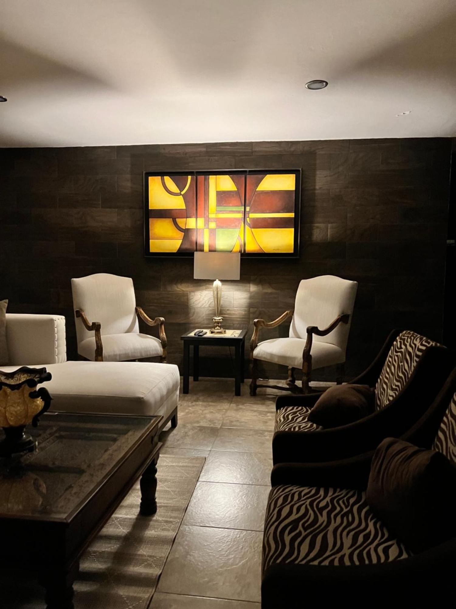 מזטלן The Black Tree Hotel Colonial מראה חיצוני תמונה